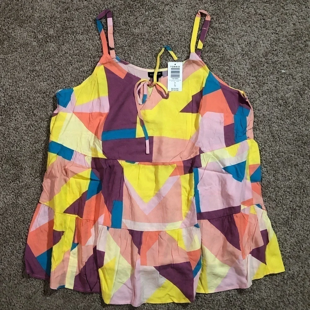 Torrid Challis Tiered Tie-Front Cami Bright Geometric Print 0X - Picture 6 of 13